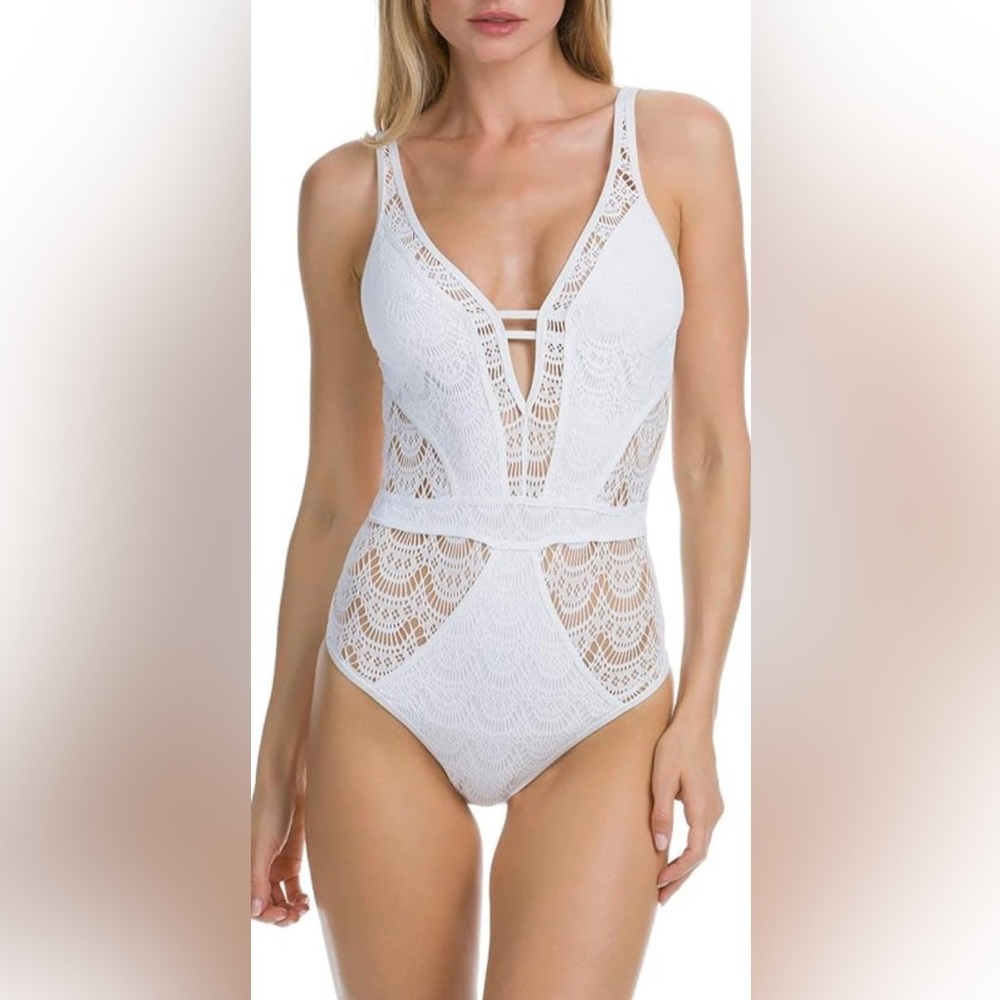 Becca Cutout Lace Style One Piece Swimsuit size Medium
